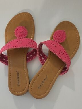 Pierre Dumas Hot Pink Women's Slide Sandals with Decorative Medallion